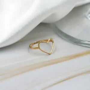 Anillo Forma Corazón Oro 18k