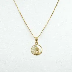 Conjunto Virgen Niña 12mm Oro 18k Nácar
