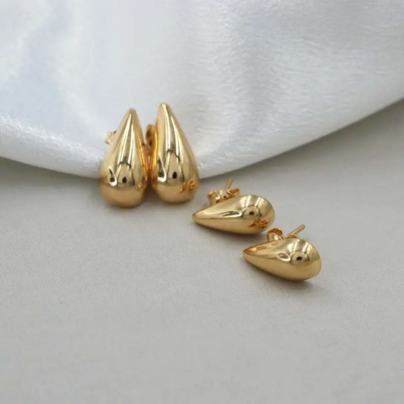 ros de oro 18K con acabado pulido – joyas premium