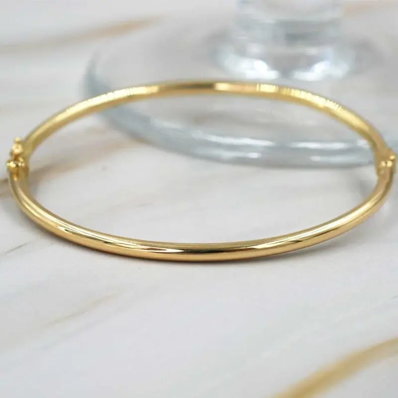 Pulsera de lujo en oro 18K – joya clásica para mujer