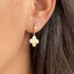 Aros de oro amarillo 18k – piezas elegantes y modernas