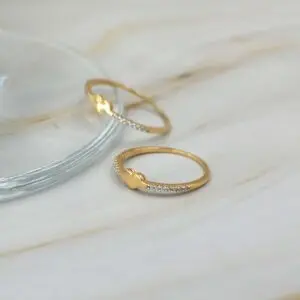 Anillo Love con Circones Oro 18k