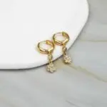 Aros dorados 18 quilates – alta joyería chilena Ella Joyas