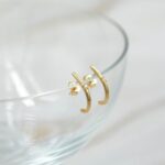 Aros de oro 18k finos y livianos con circón, perfectos para regalo