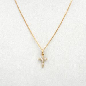 Conjunto Cruz de oro 18k con circones, joya delicada y elegante.