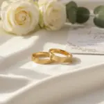 par de argollas planas oro amarillo 18k diseño moderno