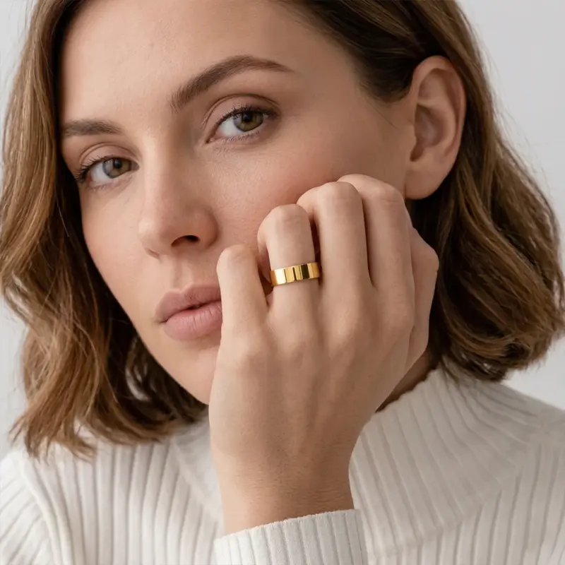 alianzas minimalistas de matrimonio oro amarillo 18k flat 4 mm