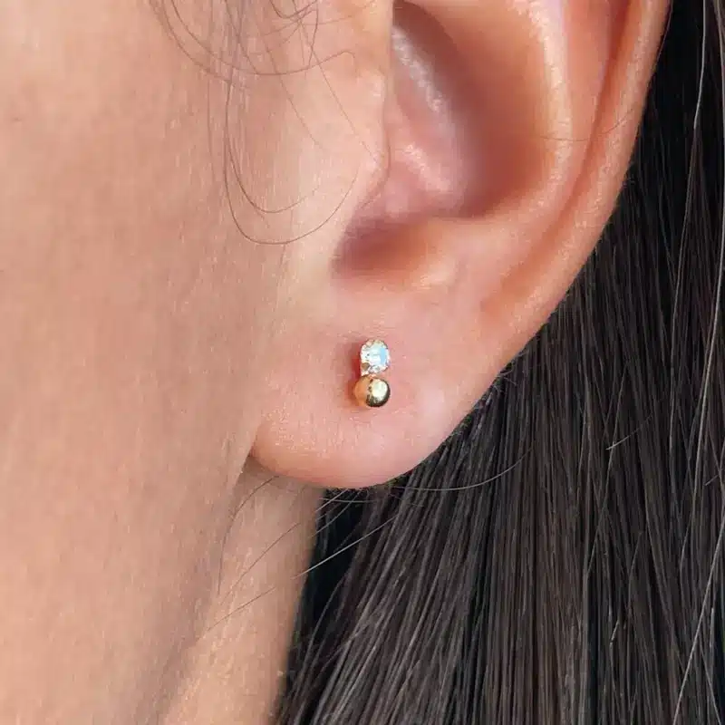 aro punto de luz oro 18k con circon